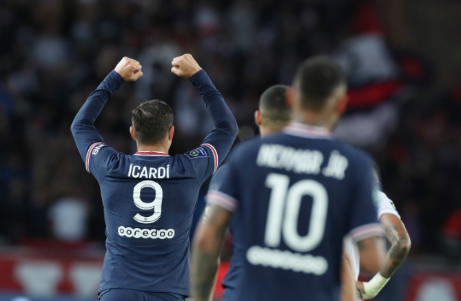  里昂锋线全面开花，法甲单场五球刷新赛季纪录